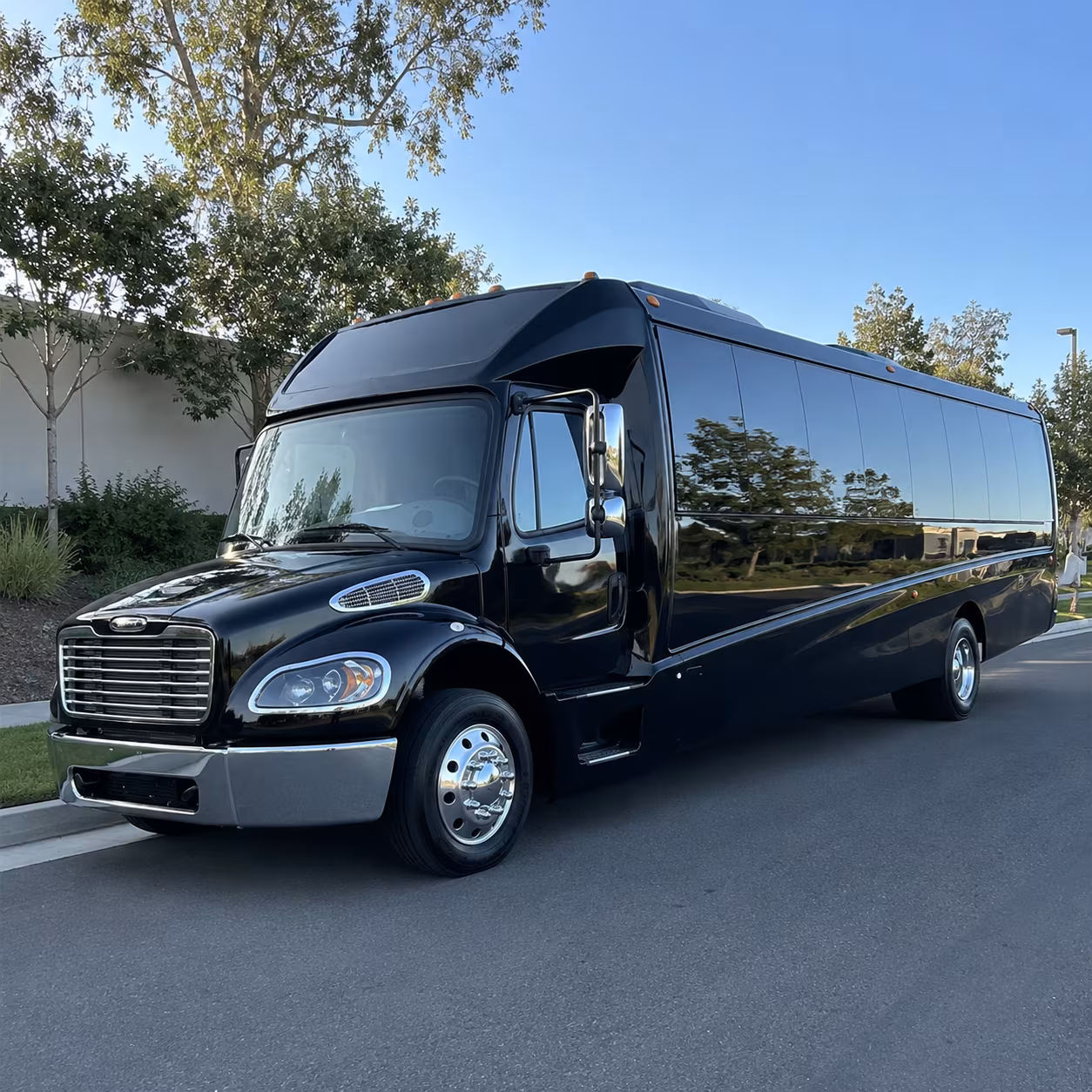 carrollton 30 passenger minibus