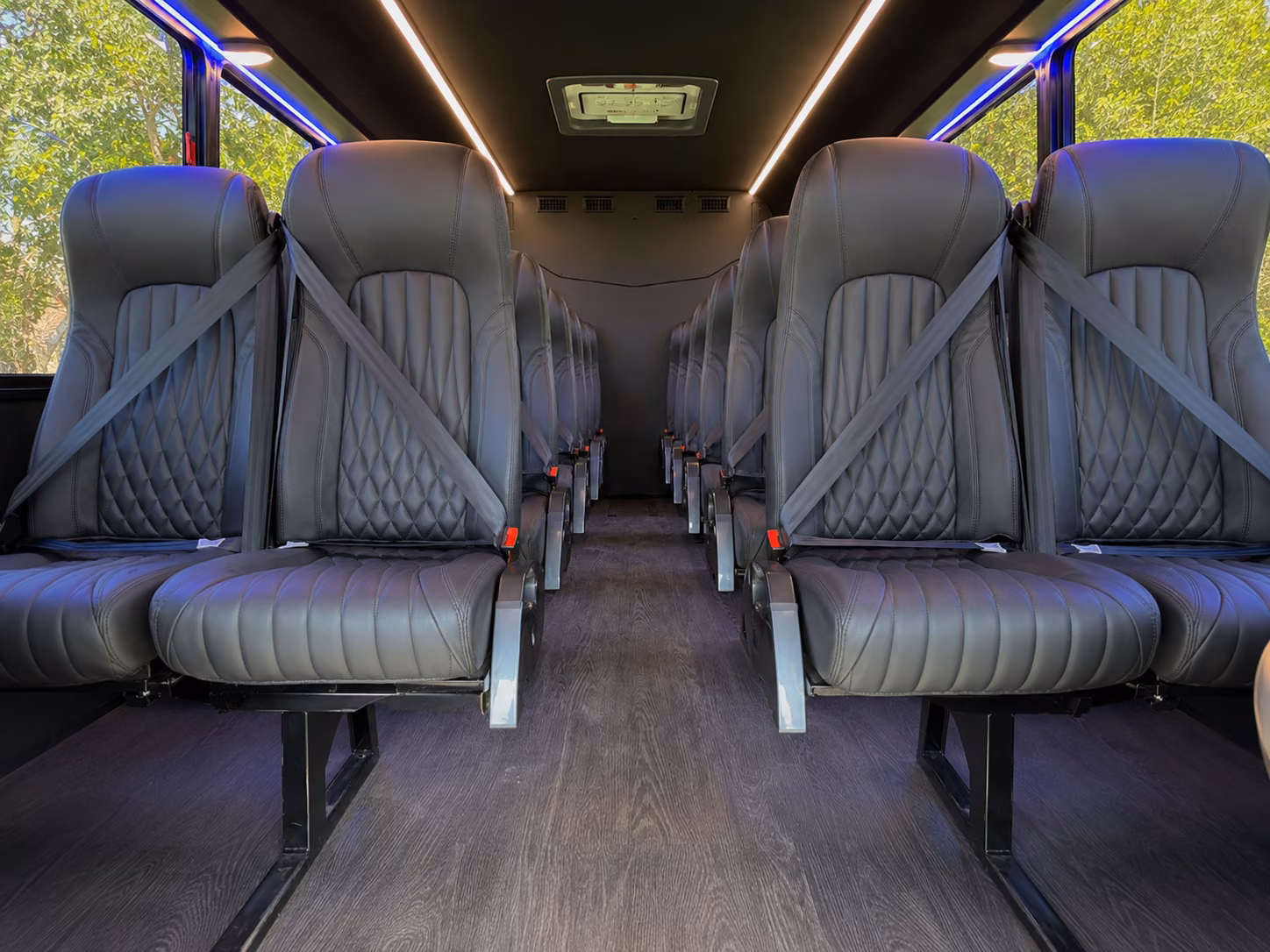 minibus rentals for bachelorette wine tours around dfw